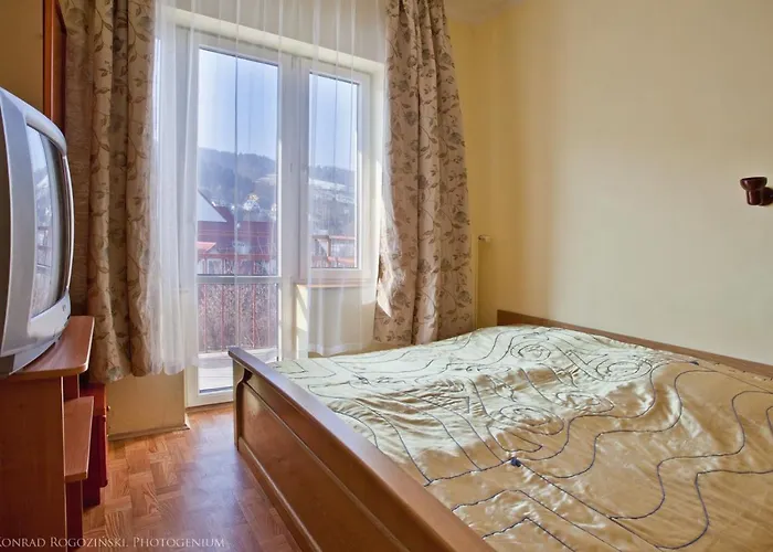 O.w. Mimoza * מוז'ינה